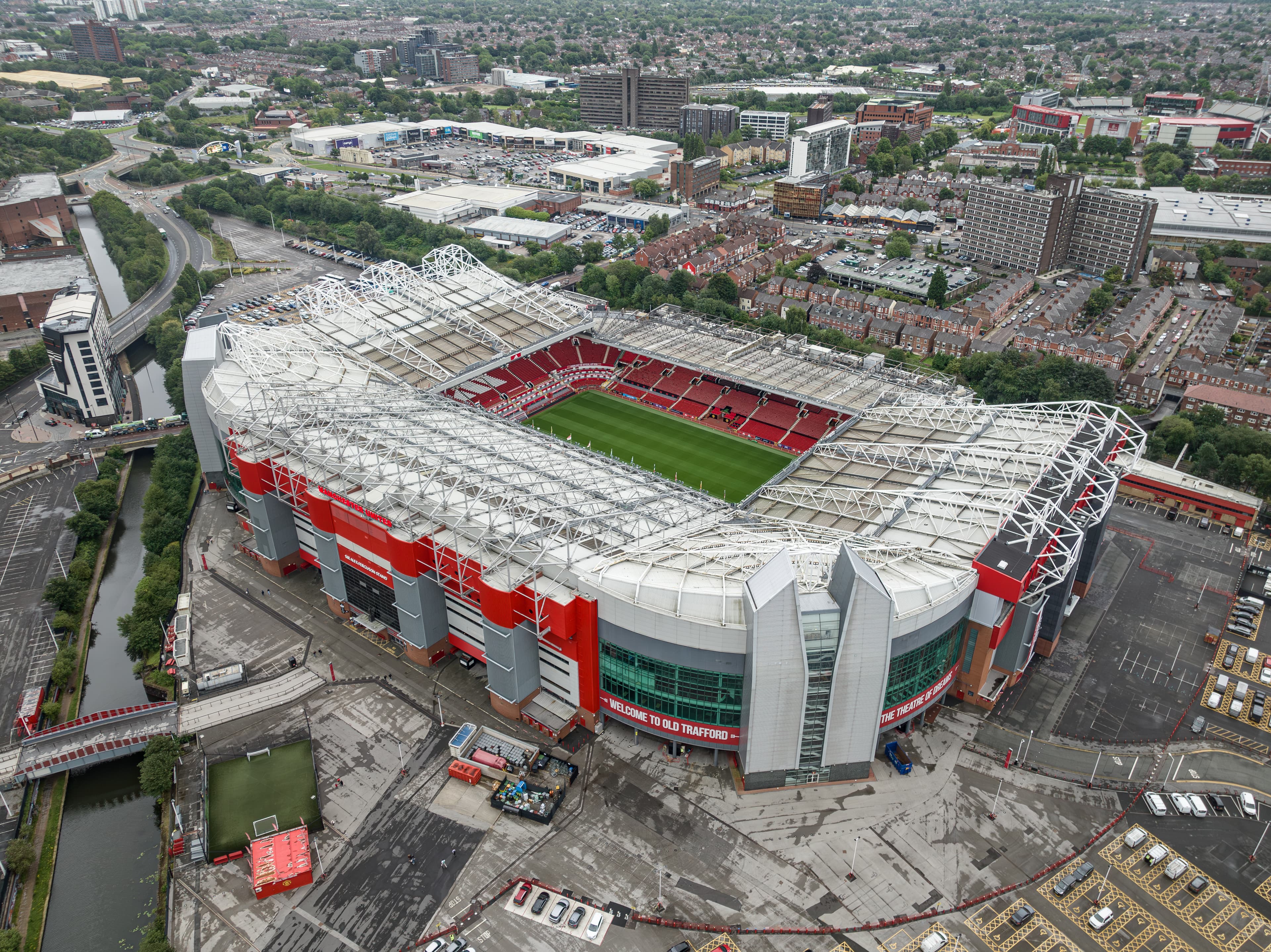 Manchester United vs Bayern Munich — UEFA Champions League 2026/27