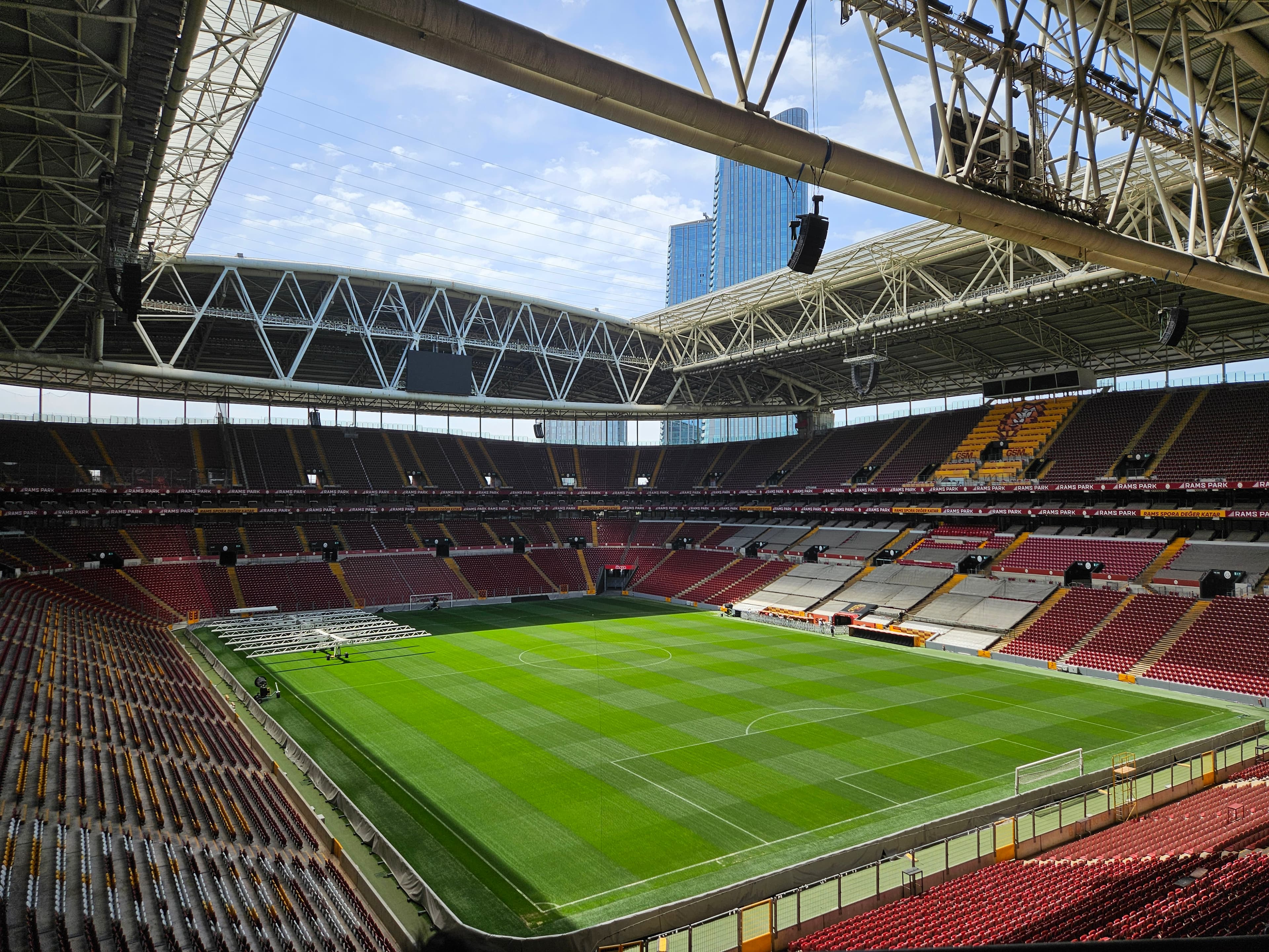 Galatasaray vs Stuttgart — UEFA Champions League 2026/27