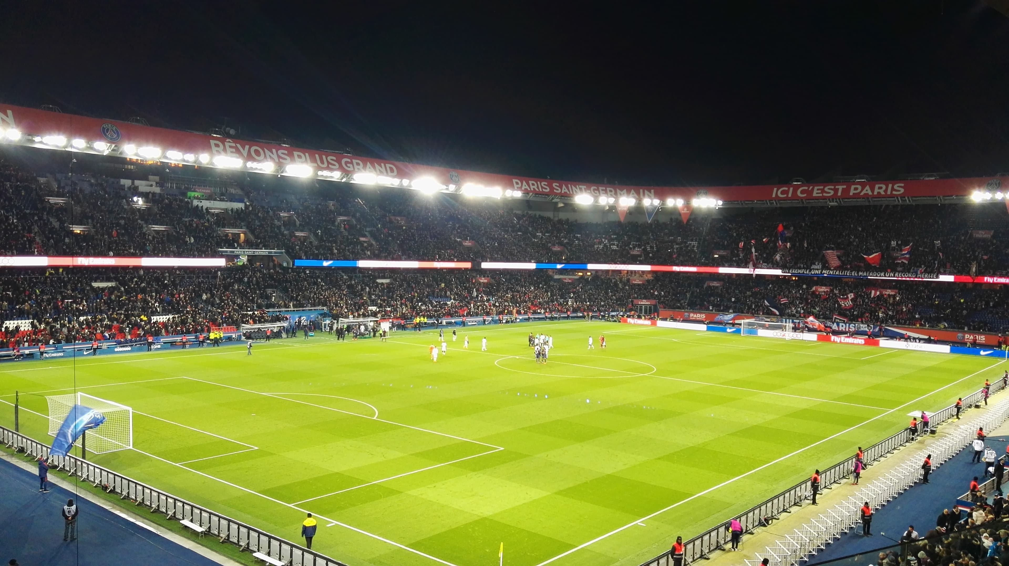 Paris Saint-Germain vs Roma — UEFA Champions League 2026/27