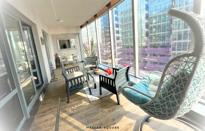 Maslak Square Serenity: Central Luxury Retreat