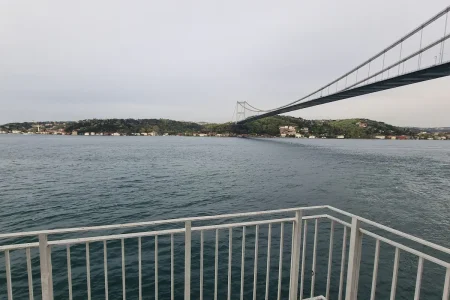 Bosphorus Haven: Exquisite Waterfront Living