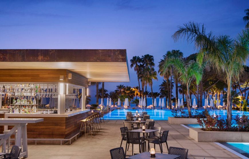 ACANTHUS CENNET BARUT COLLECTION