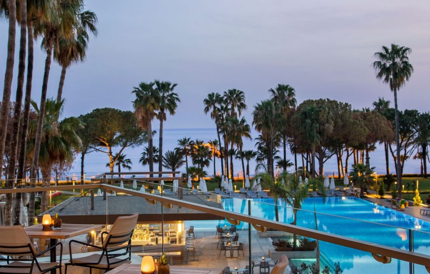 ACANTHUS CENNET BARUT COLLECTION