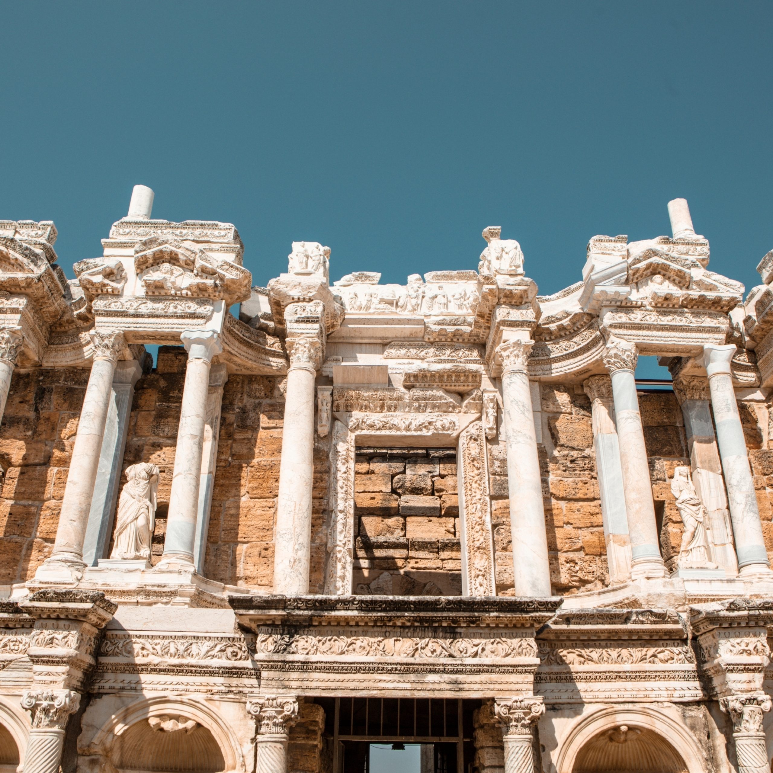Discover the Wonders of Salda Lake & Pamukkale